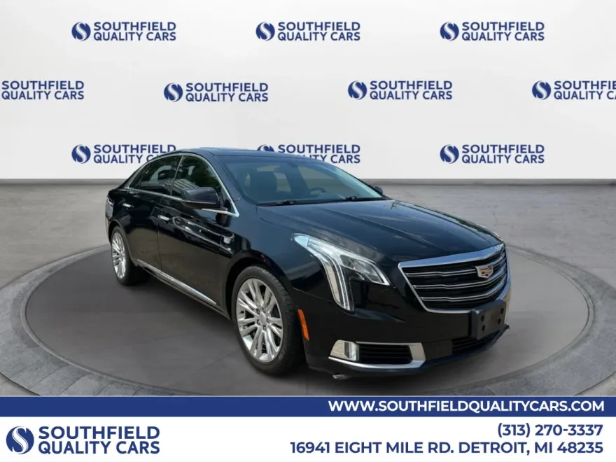 2018 Cadillac XTS Luxury photo 1