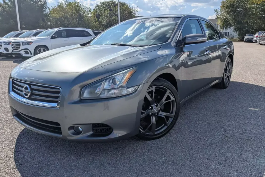 2014 Nissan Maxima SV photo 1
