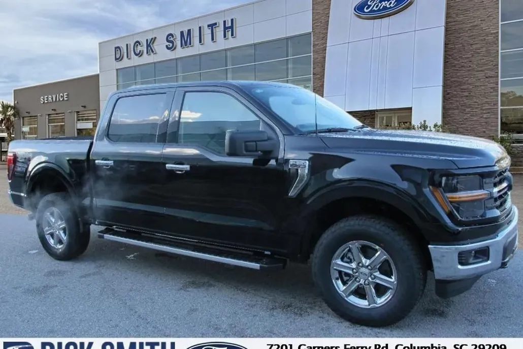 2025 Ford F-150 XLT photo 1