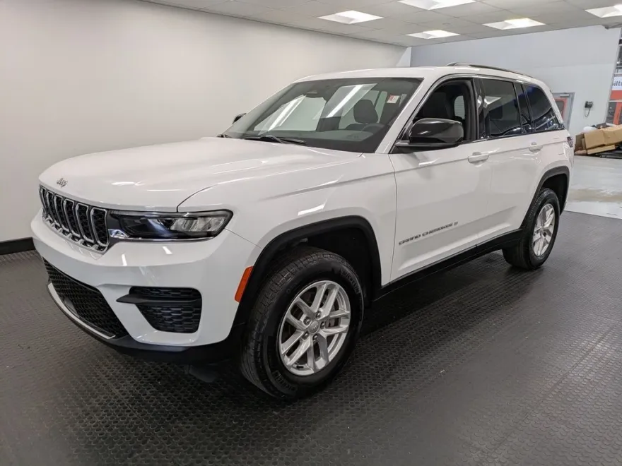 2024 Jeep Grand Cherokee Laredo X photo 1