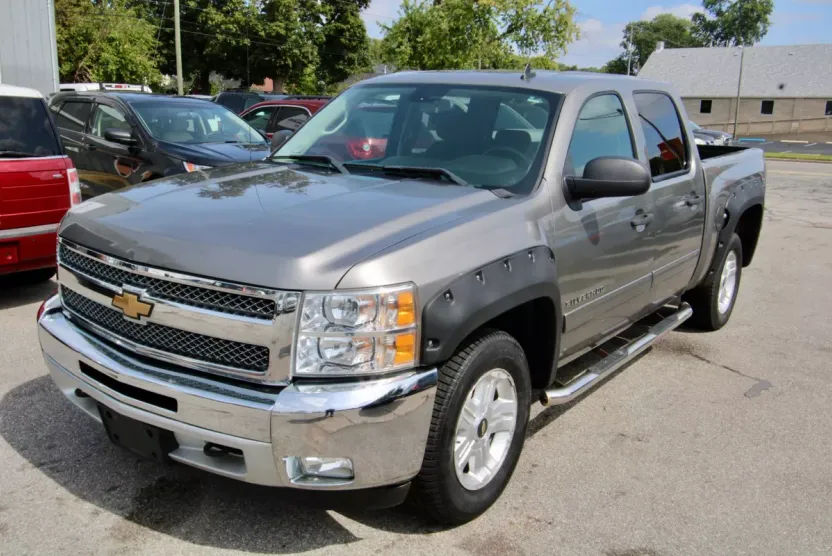 2012 Chevrolet Silverado 1500 LT photo 1