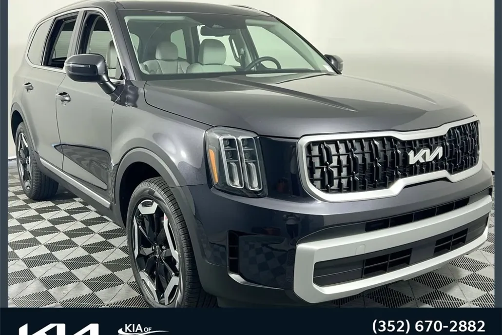 2025 Kia Telluride EX photo 1