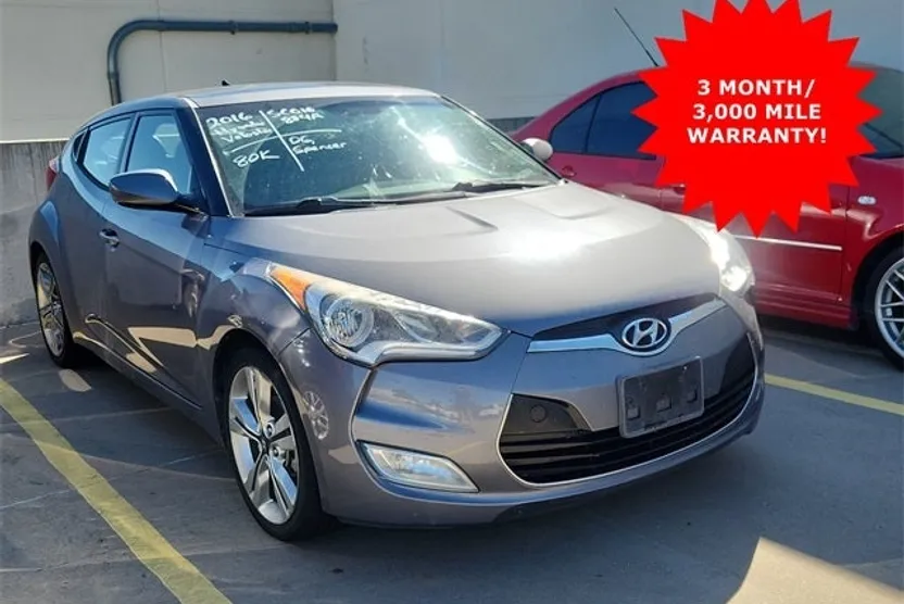 2016 Hyundai Veloster Base photo 1