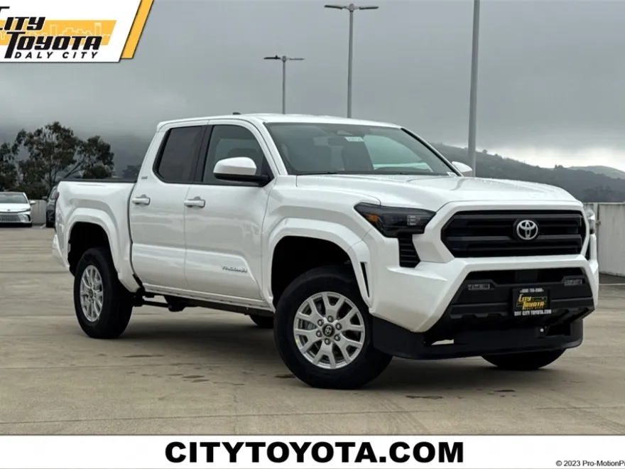 2025 Toyota Tacoma SR5 Double Cab photo 1