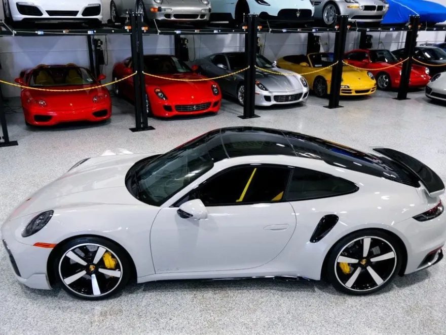 2024 Porsche 911 Turbo S photo 1