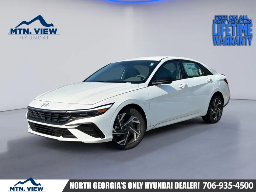 2025 Hyundai Elantra SEL Sport photo 1