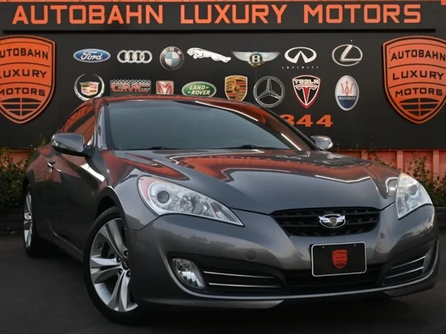 2012 Hyundai Genesis Coupe 3.8 Grand Touring photo 1