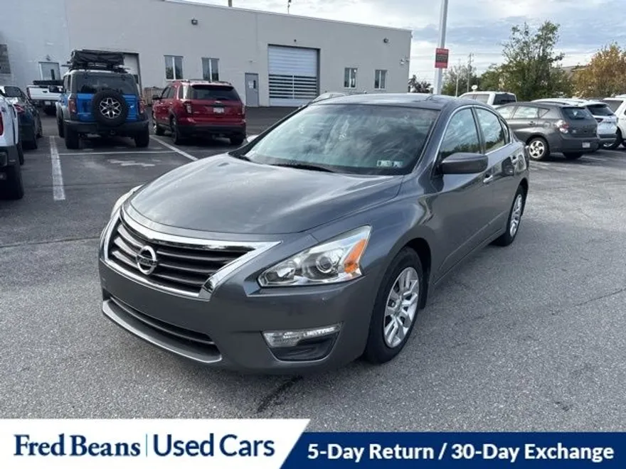2015 Nissan Altima 2.5 S photo 1