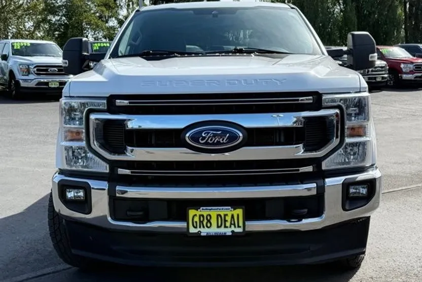 2021 Ford F-350 XLT photo 1