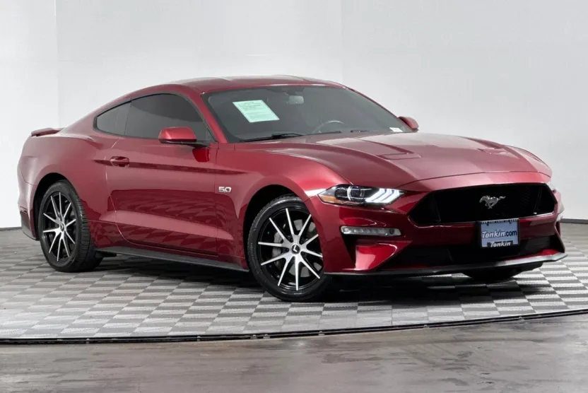 2019 Ford Mustang GT photo 1