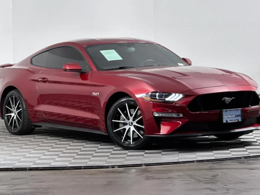 2019 Ford Mustang GT photo 1