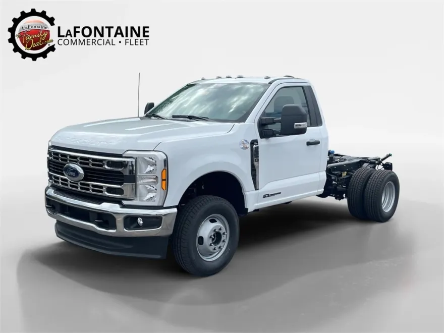 2024 Ford F-350 XL photo 1