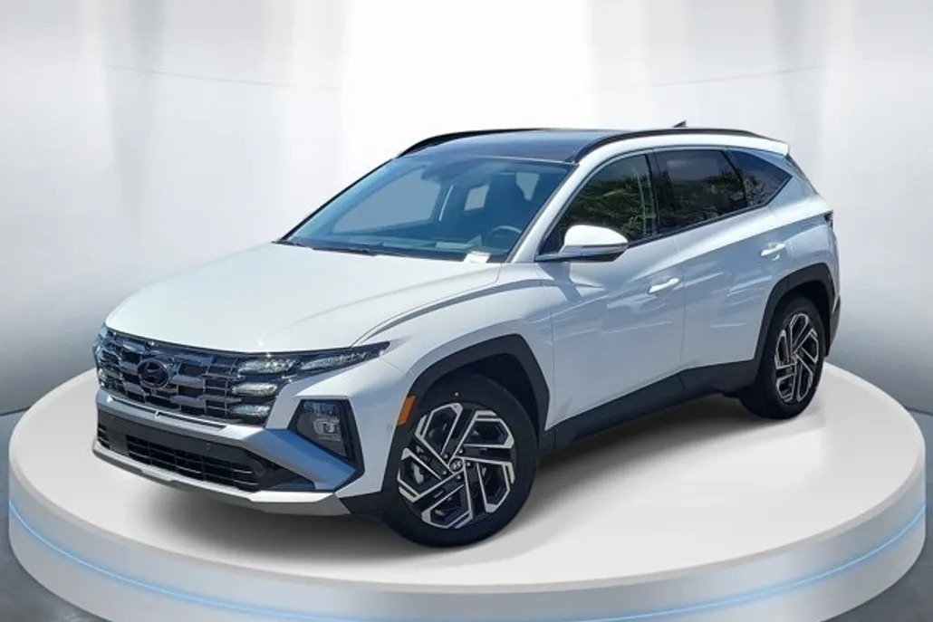 2025 Hyundai Tucson Limited photo 1