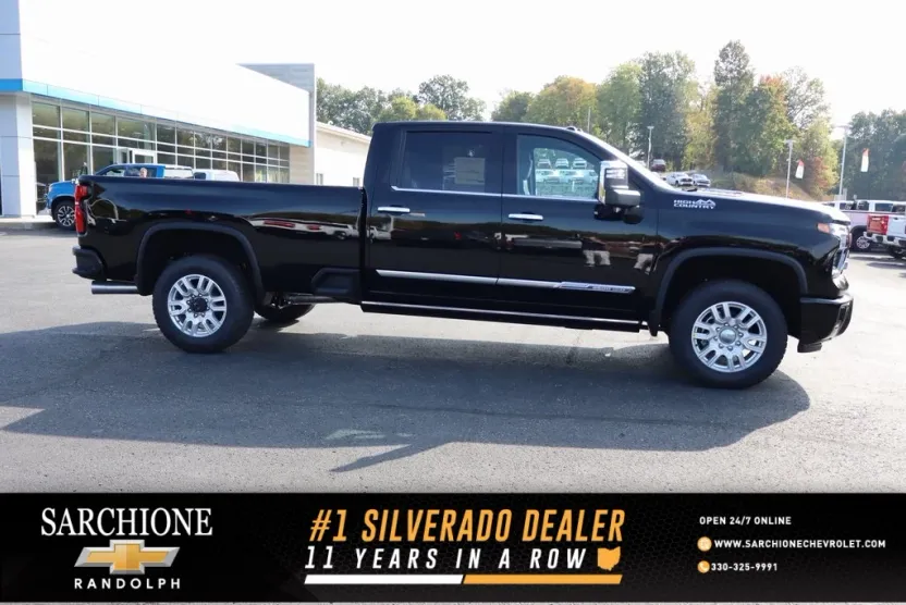 2026 Chevrolet Silverado 3500HD High Country photo 1