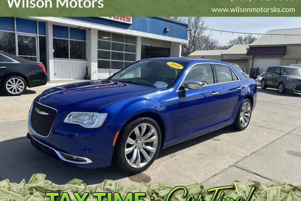 2018 Chrysler 300 Limited photo 1