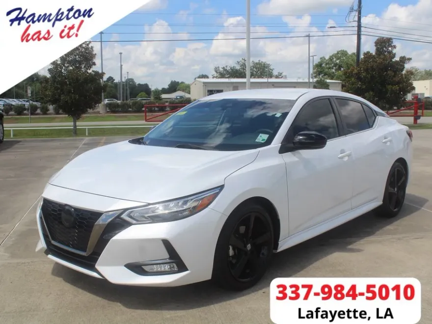 2022 Nissan Sentra SR photo 1