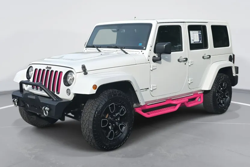 2018 Jeep Wrangler Unlimited Sahara photo 1