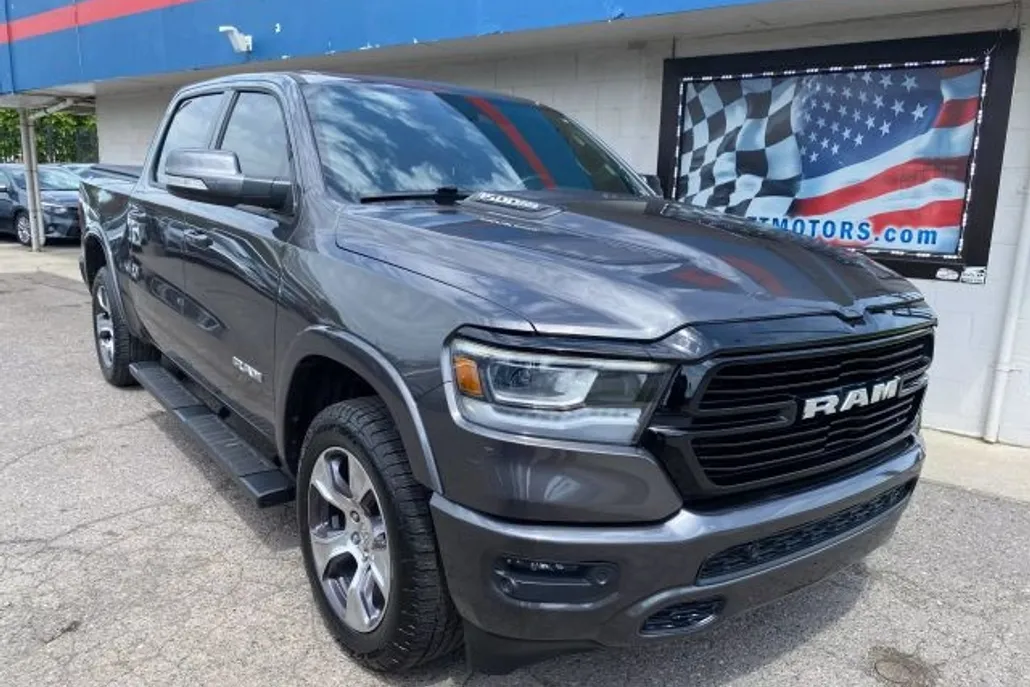 2022 Ram 1500 Laramie photo 1