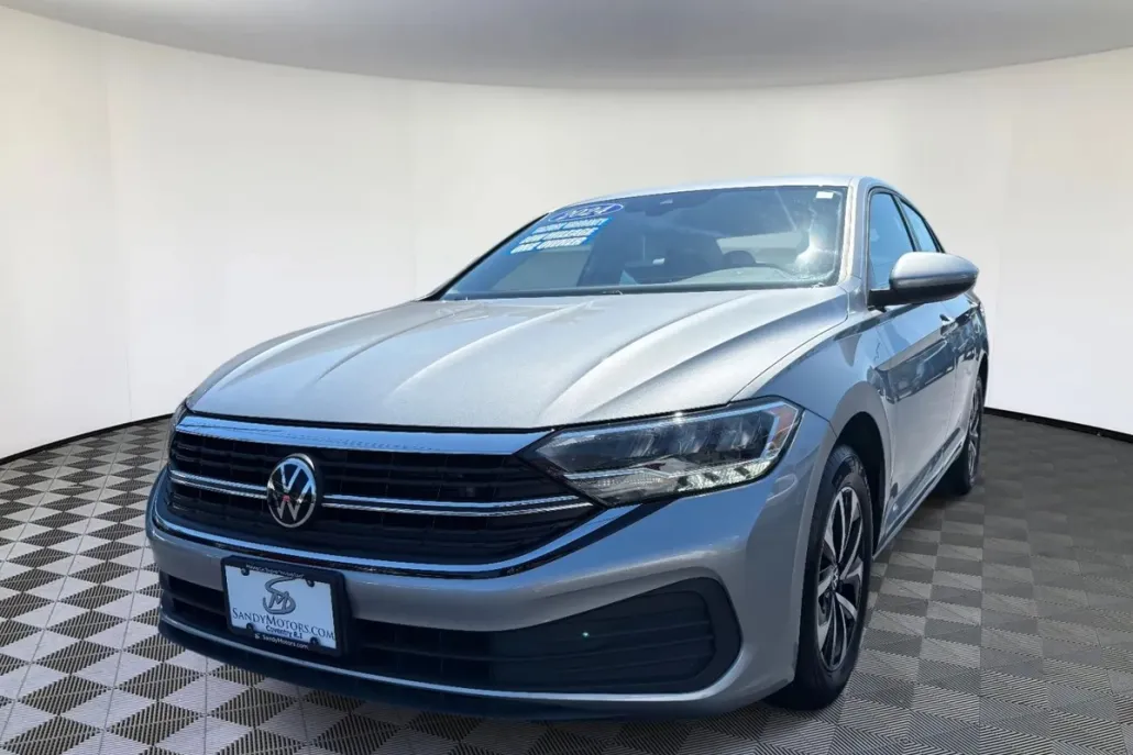 2024 Volkswagen Jetta 1.5T photo 1
