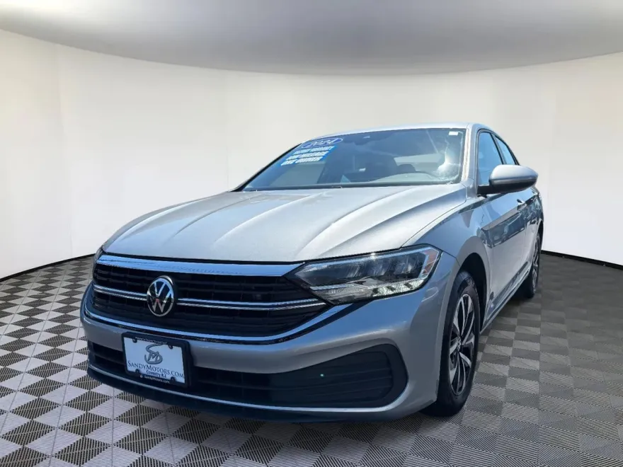 2024 Volkswagen Jetta 1.5T photo 1