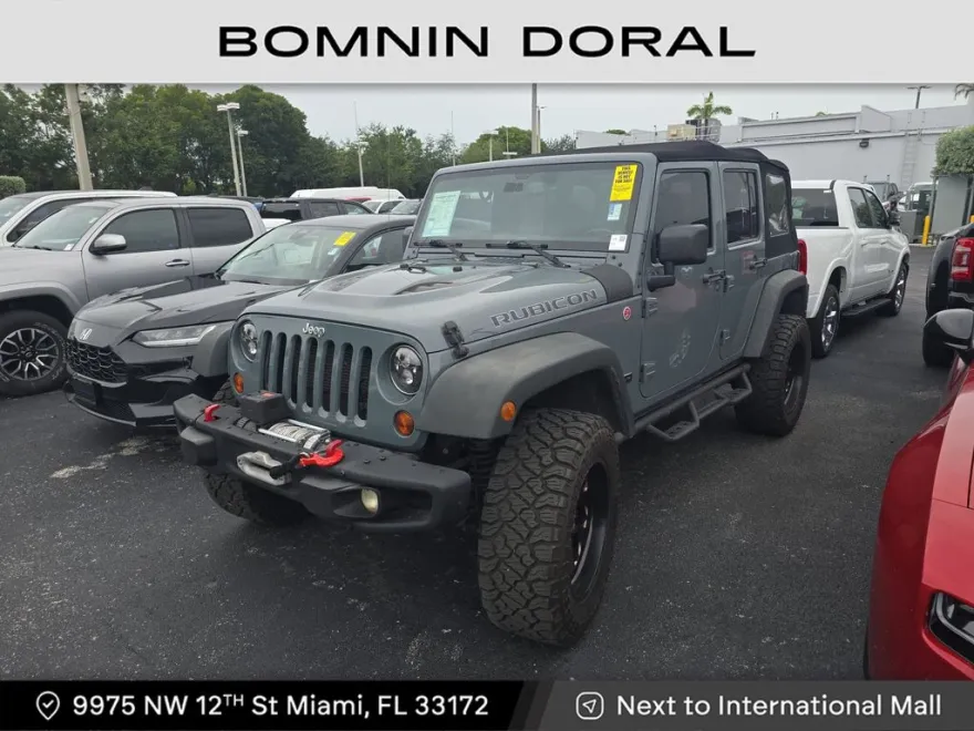 2013 Jeep Wrangler Unlimited Rubicon photo 1