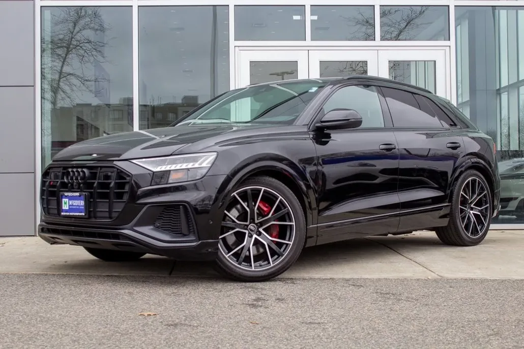 2023 Audi SQ8 Premium Plus photo 1