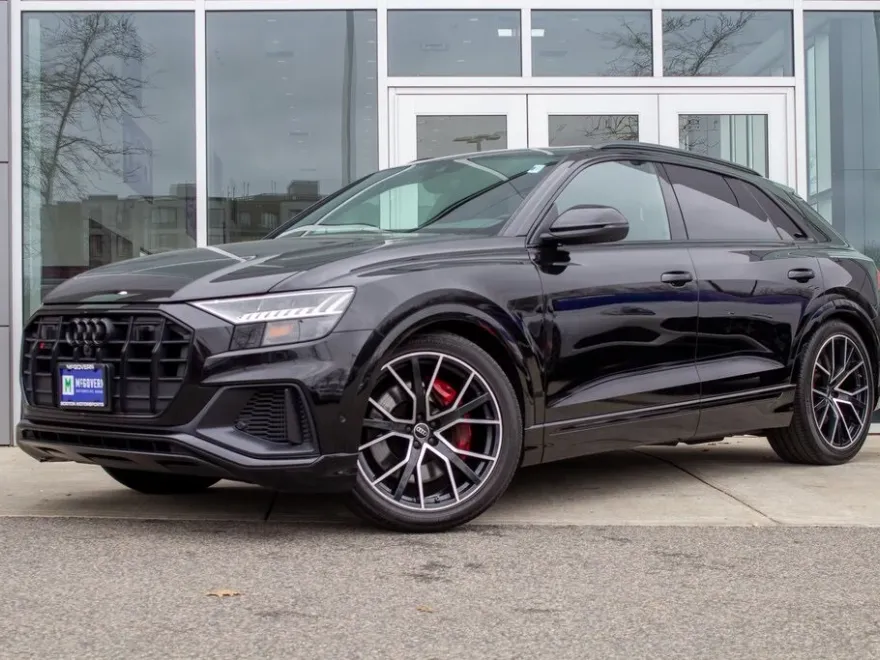 2023 Audi SQ8 Premium Plus photo 1