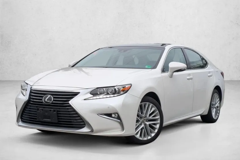 2017 Lexus ES 350 photo 1