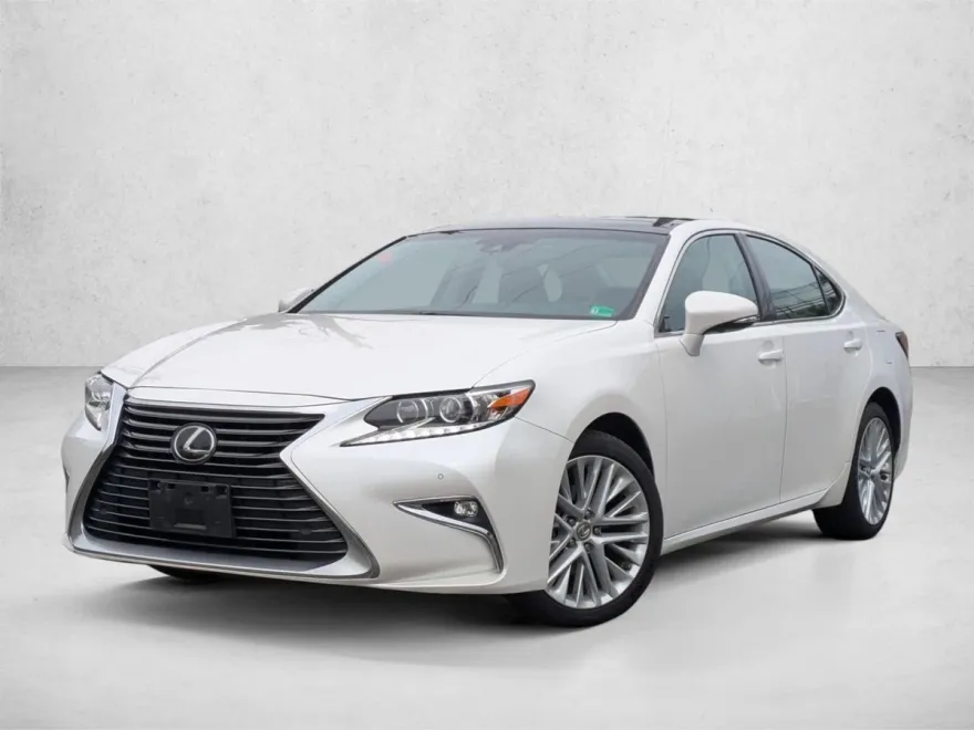 2017 Lexus ES 350 photo 1