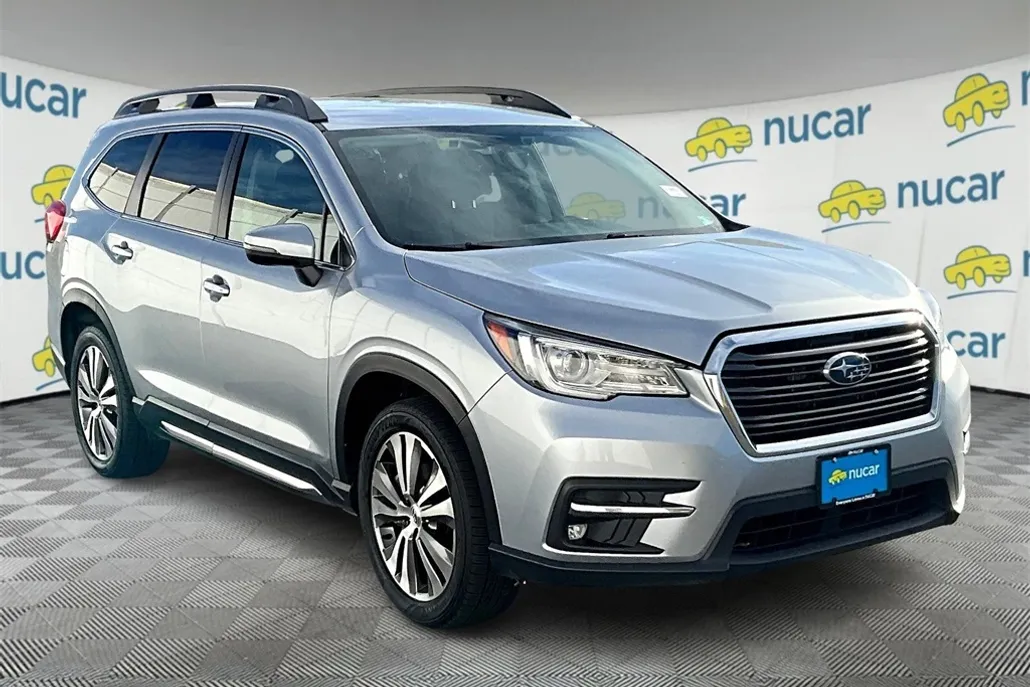 2022 Subaru Ascent Limited photo 1