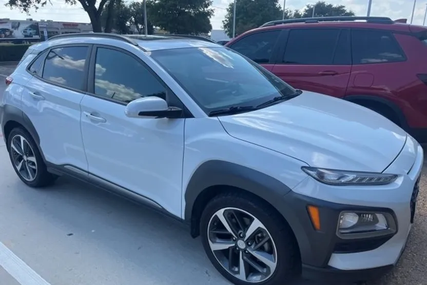 2021 Hyundai Kona Limited photo 1