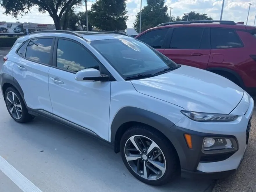 2021 Hyundai Kona Limited photo 1