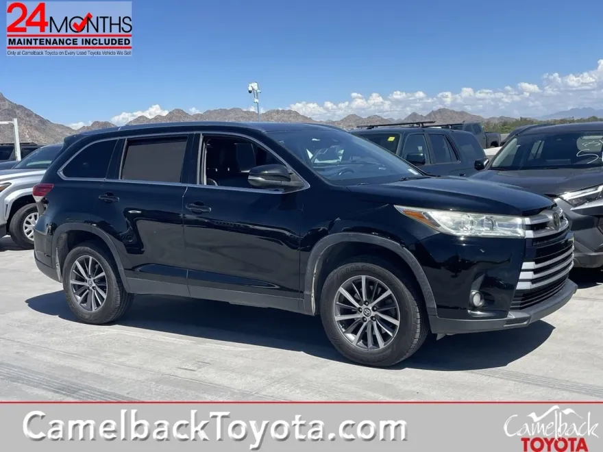 2019 Toyota Highlander XLE photo 1