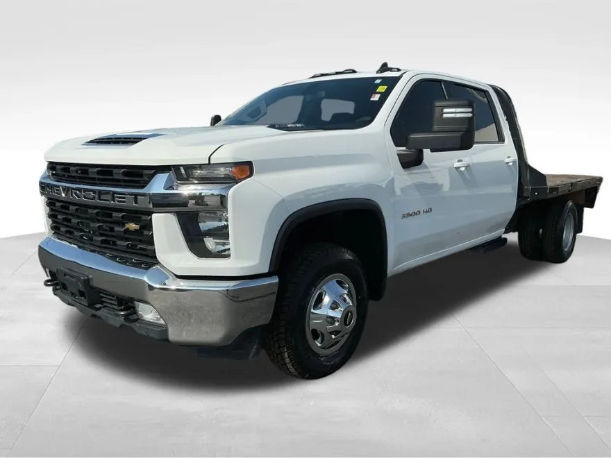 2022 Chevrolet Silverado 3500HD LT photo 1