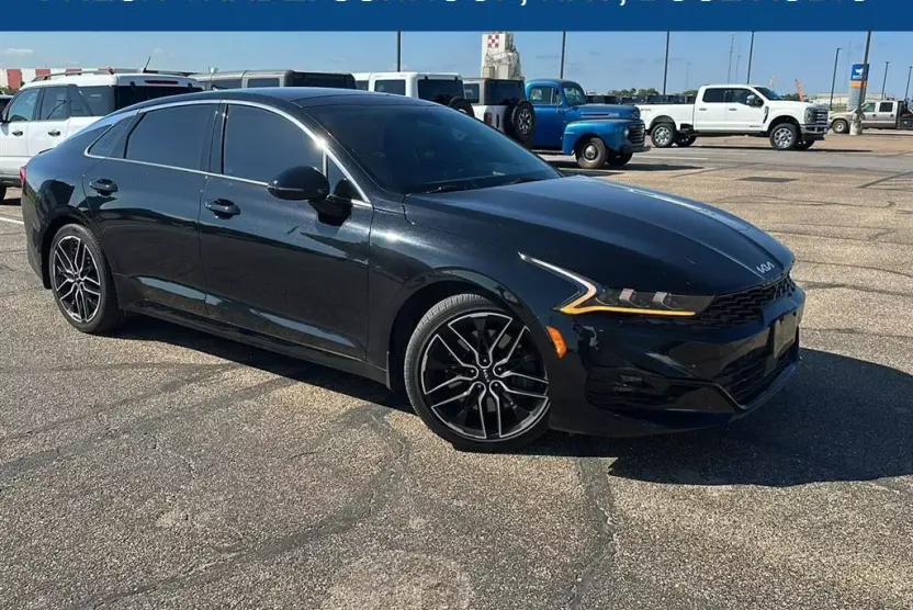 2023 Kia K5 GT photo 1