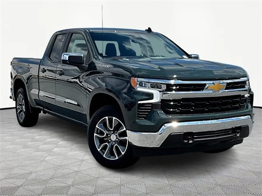 2026 Chevrolet Silverado 1500 LT photo 1