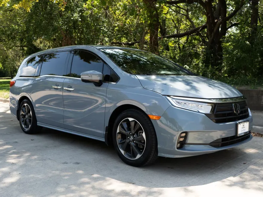 2023 Honda Odyssey Elite photo 1