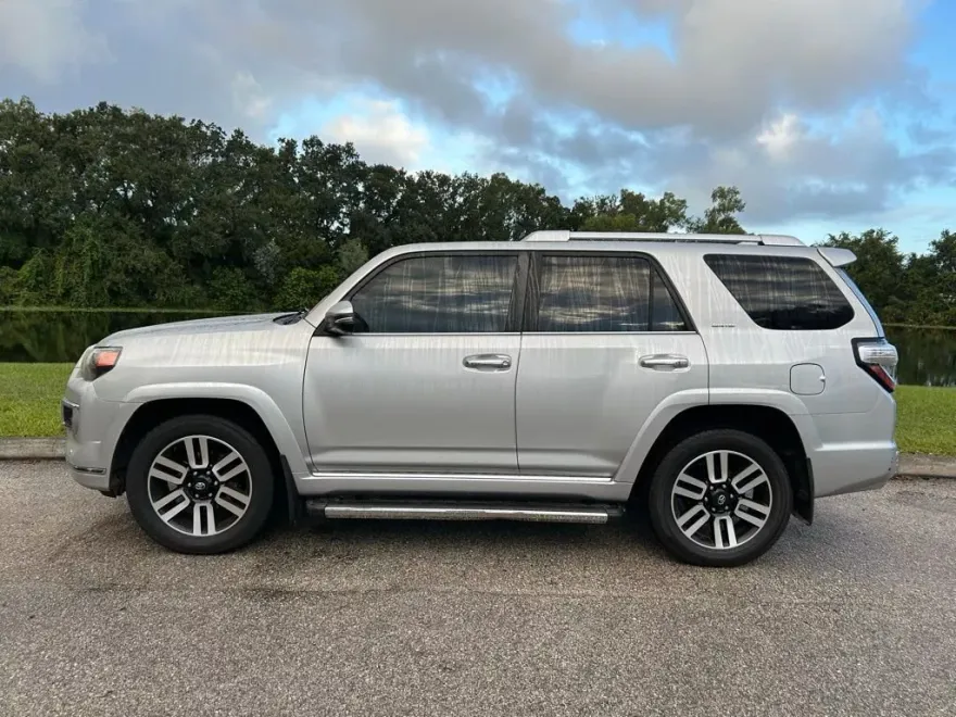 2021 Toyota 4Runner Limited photo 1