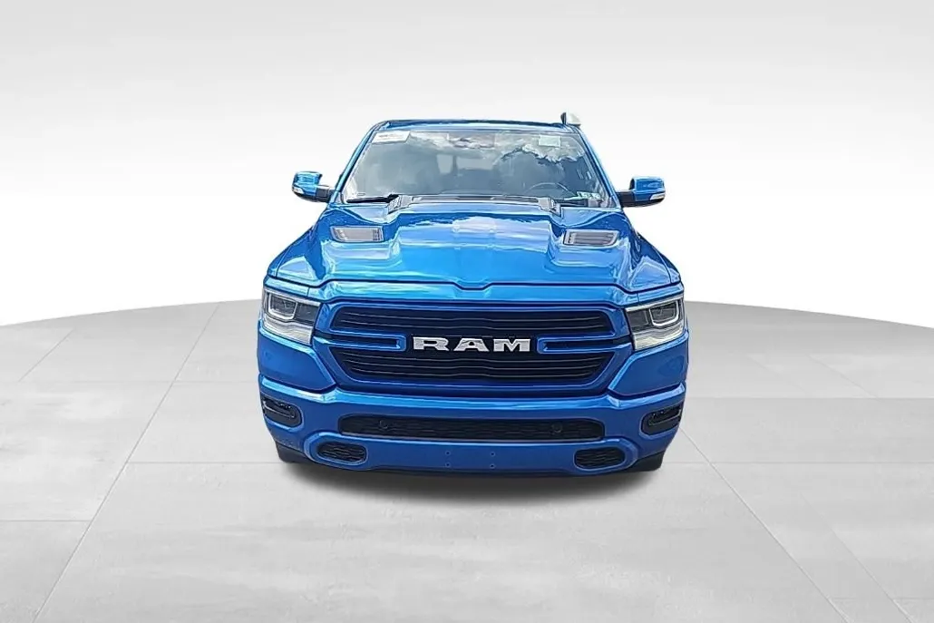 2022 Ram 1500 Laramie photo 1