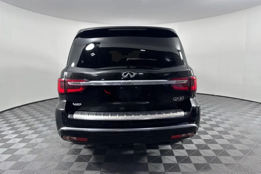 2019 Infiniti QX80 Limited photo 1