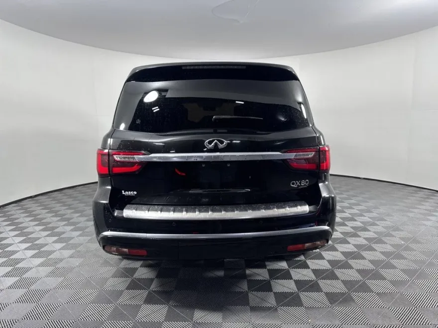 2019 Infiniti QX80 Limited photo 1