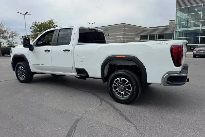 2024 Gmc Sierra 3500 HD Pro photo 1