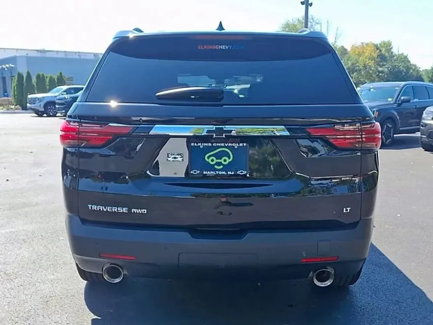 2022 Chevrolet Traverse Cloth photo 1