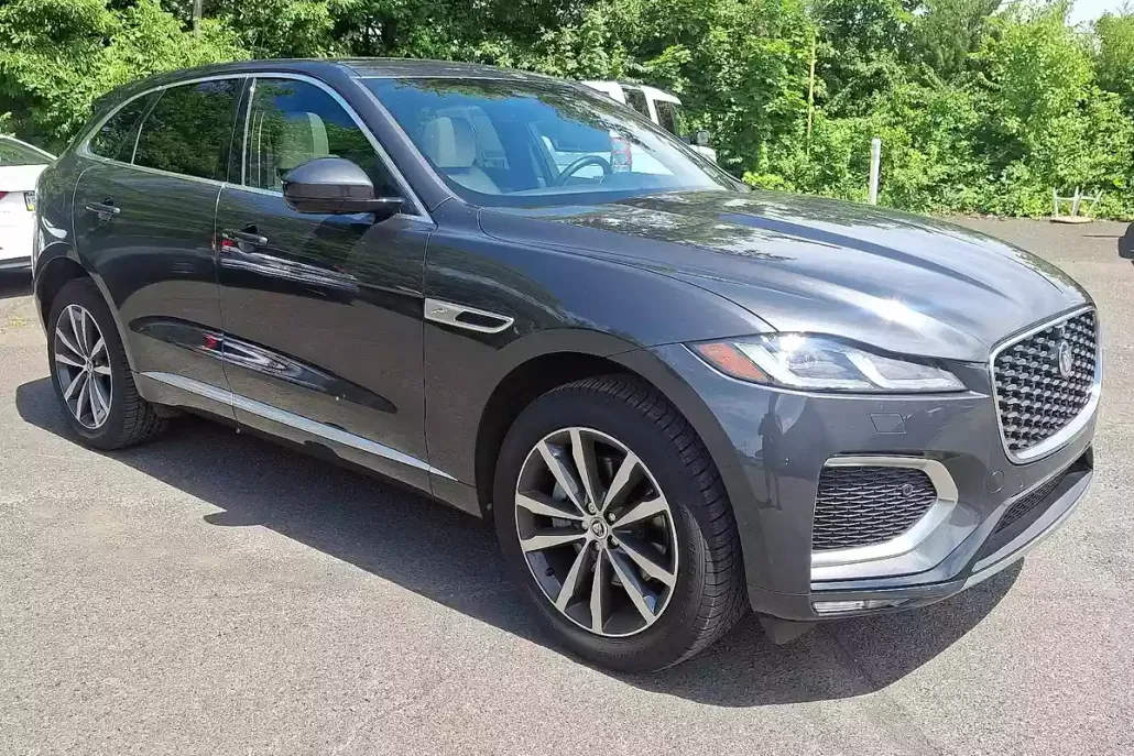 2025 Jaguar F-PACE R-Dynamic S P250 photo 1