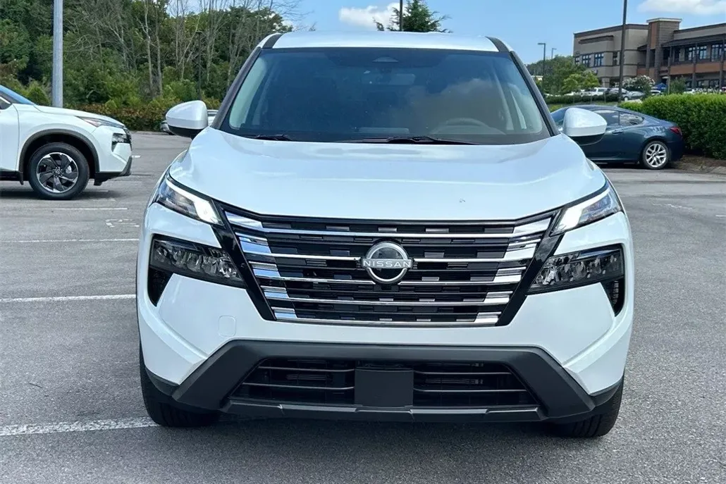 2026 Nissan Rogue SV photo 1