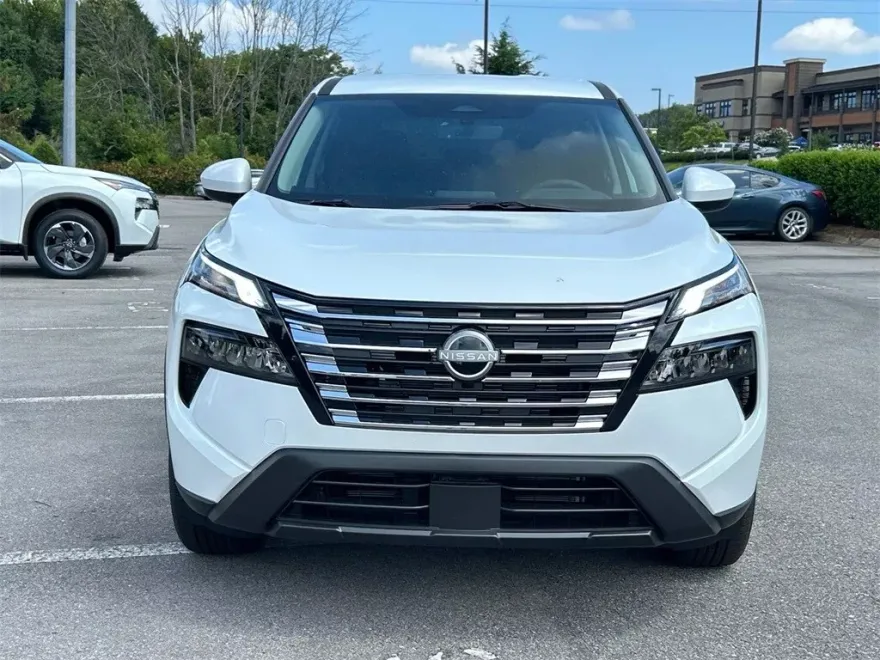 2026 Nissan Rogue SV photo 1