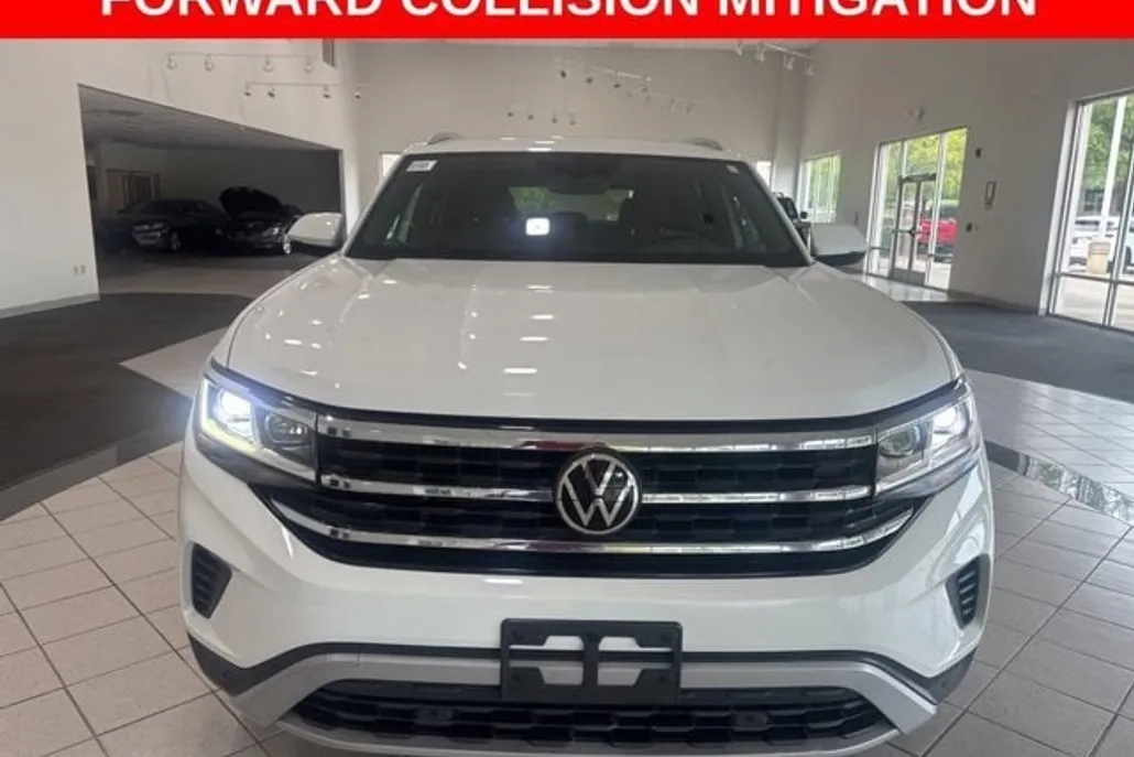 2020 Volkswagen Atlas Cross Sport V6 SE Technology photo 1