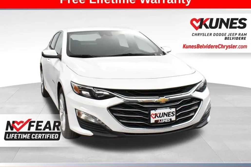 2024 Chevrolet Malibu 1LT photo 1