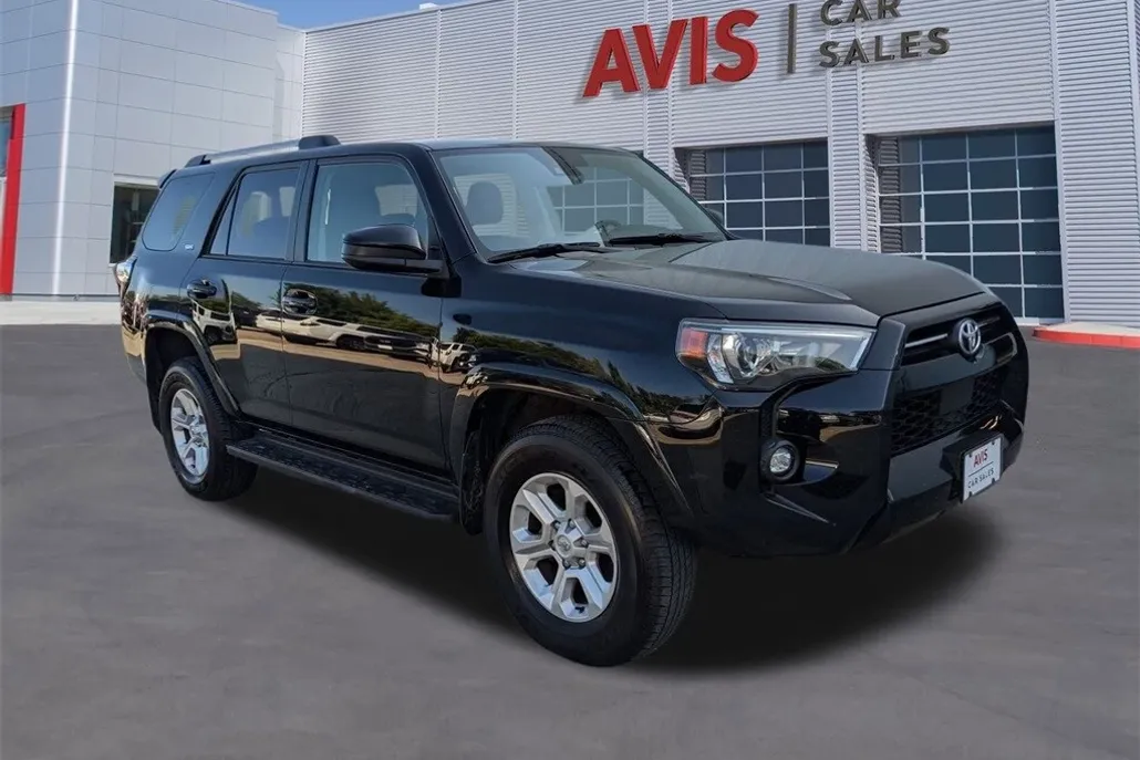 2024 Toyota 4Runner SR5 photo 1