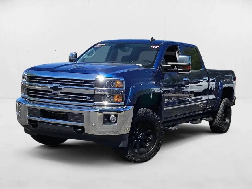 2017 Chevrolet Silverado 2500HD LTZ photo 1